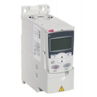 ABB機器人傳動變頻器    ACS355-03E-07A3-4