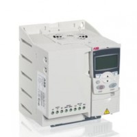 ABB機器人傳動變頻器    ACS355-03E-12A5-4