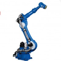 安川SR100點(diǎn)焊機(jī)器人，負(fù)載100KG，工作區(qū)域2236mm
