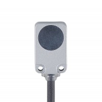 易福門ifm 所有金屬的感應距離恒定 電感式接近開關 IQW201
